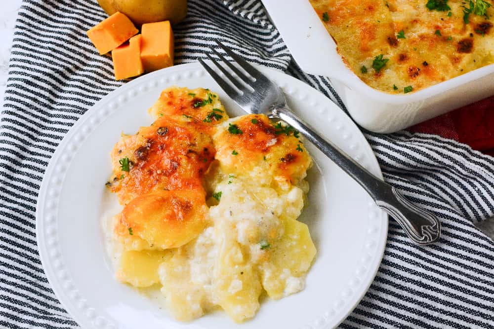 Kid Friendly Cheesy Easy Scalloped Potatoes Recipe