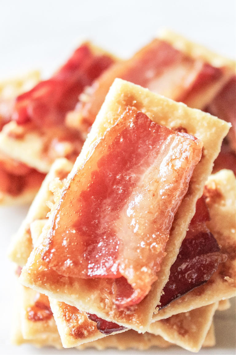 Brown Sugar Bacon Crackers