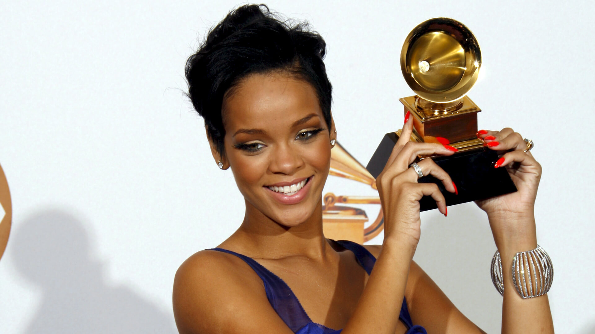 10 Richest Grammy Winners Of All Time