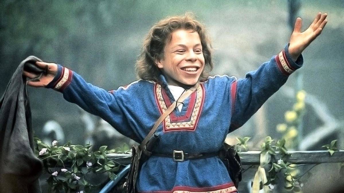 <p><i>Willow </i>and any movie involving filmmaker George Lucas and his company Lucasfilms is bound to leave no stone unturned for visual and special effects. </p> <p>The film won an award for Best Costume Design and narrowly missed out on winning an Academy Award for Best Visual Effects to <i>Who Framed Roger Rabbit</i>. </p>