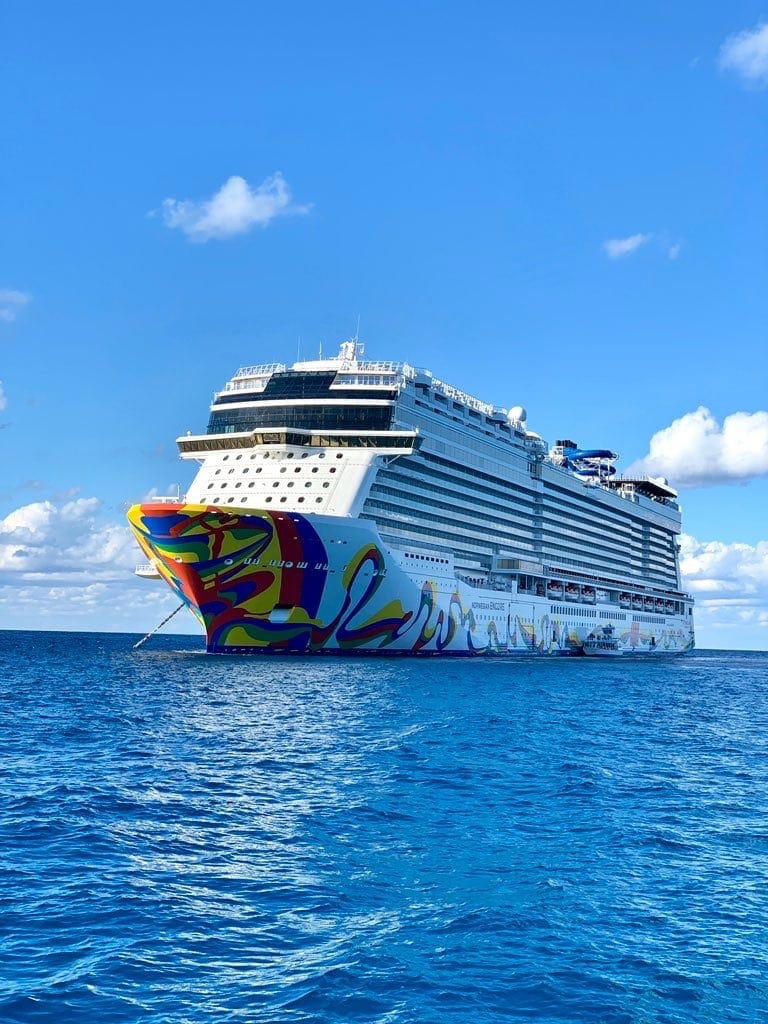 cruises from new york to bermuda august 2023