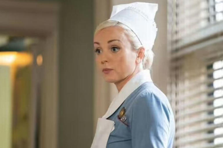 Helen Georges Call The Midwife Split Blow After Real Life Break Up With Co Star 0778