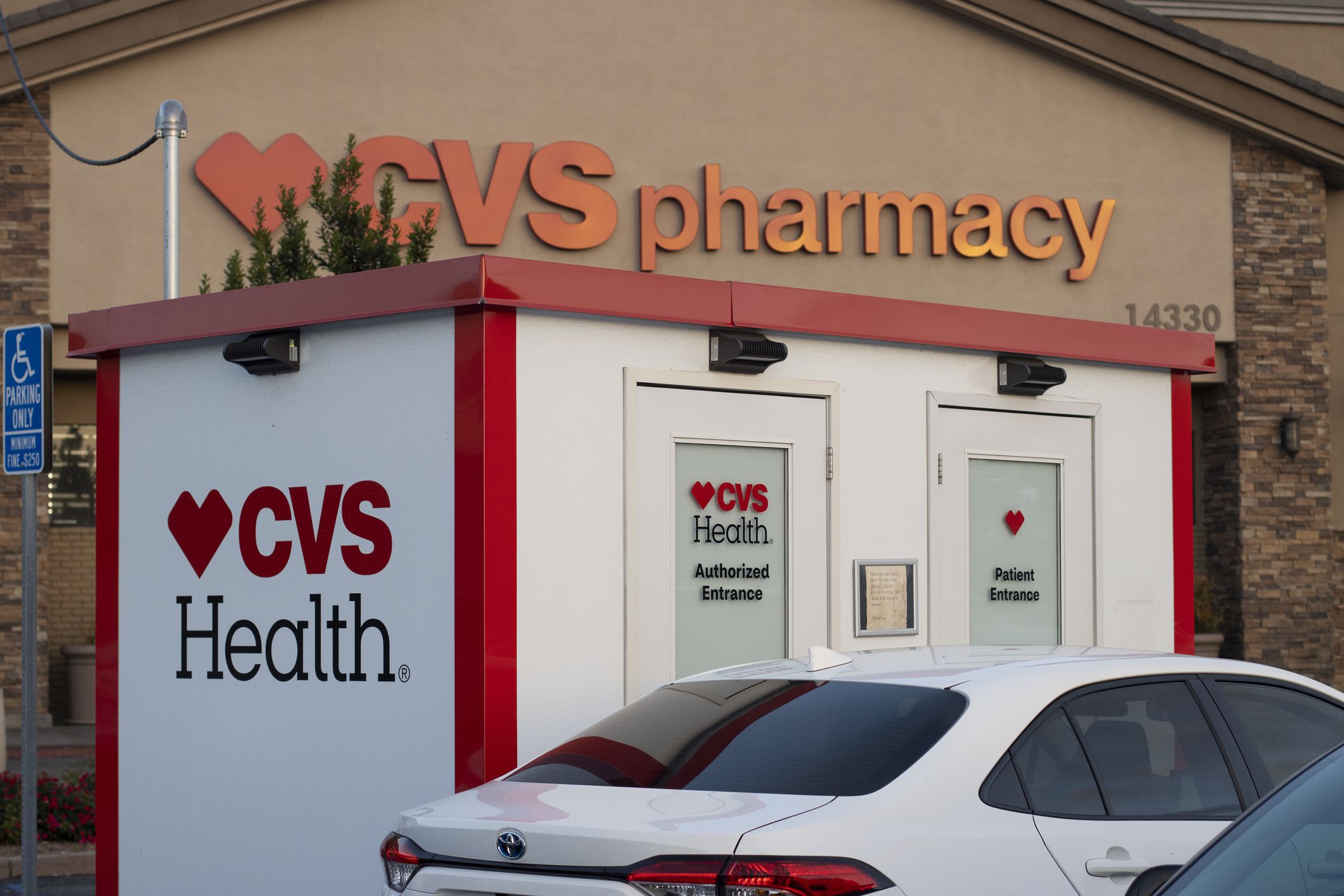 <p><b>Costs:</b> Low to medium</p>Similar to urgent care centers, walk-in clinics offer affordable healthcare and don’t require an appointment. Many pharmacy chains — such as Walgreens and CVS — have opened their own retail clinics, some of which are even cheaper than urgent care. CVS has a helpful <a href="https://www.cvs.com/minuteclinic/services/price-lists">price list</a> so that patients can find out how much treatment costs before they show up. Nurse practitioners, doctors, and other licensed health professionals at <a href="https://www.cvs.com/minuteclinic">CVS’ MinuteClinic</a> can vaccinate against meningitis ($205), treat bug bites and stings (between $99 and $139), and screen for HIV ($99-$139), among a whole host of other everyday treatments.  <p><b>For more affordable healthcare coverage,</b> <a href="https://cheapism.us14.list-manage.com/subscribe?u=de966e79b38e1d833d5781074&id=c14db36dd0">please sign up for our free newsletters</a>.</p>
