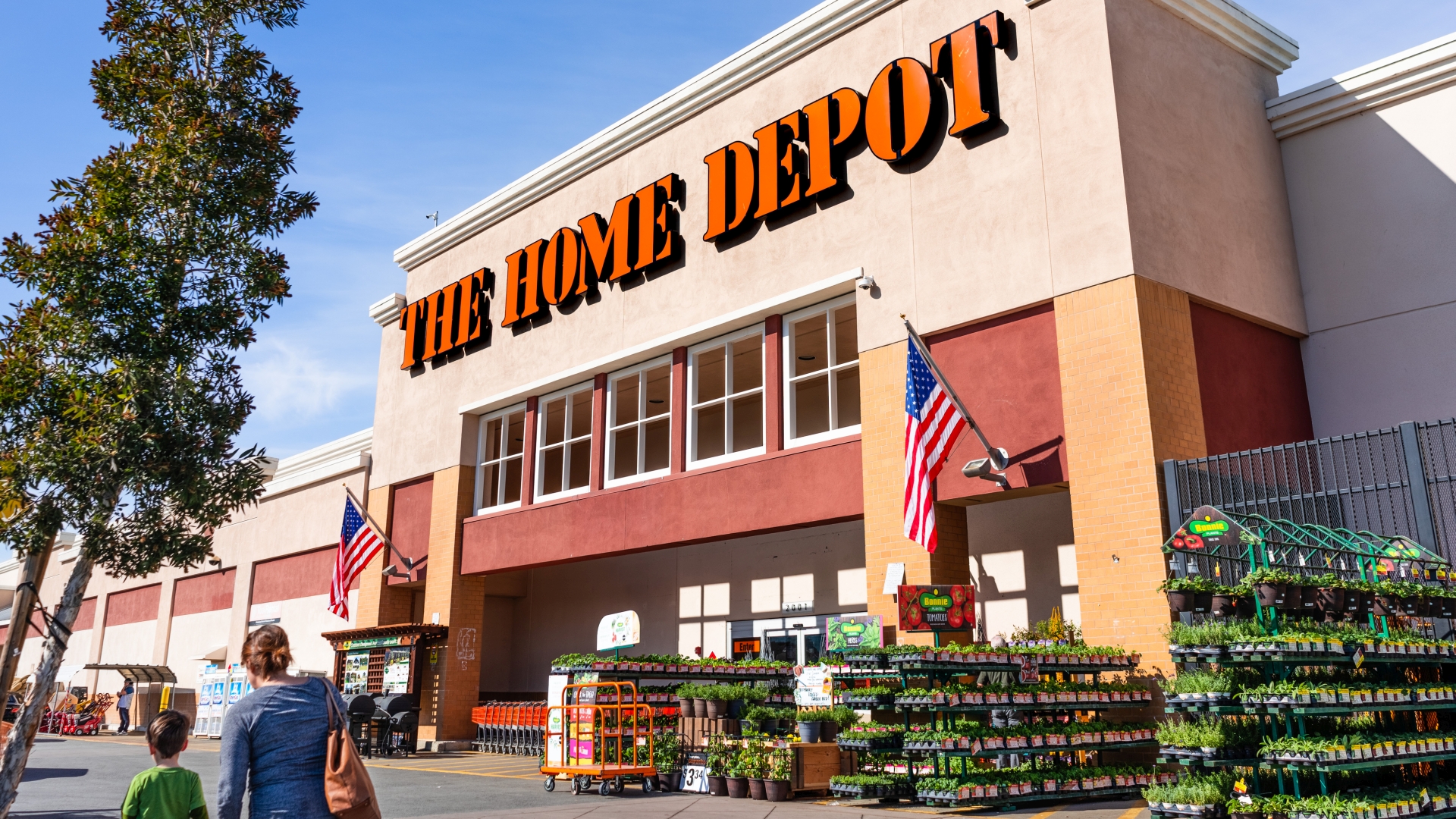 here’s how much a $1,000 investment in home depot stock 10 years ago would be worth today