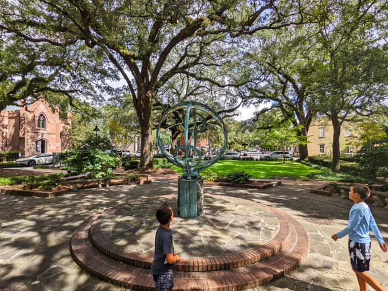 Best Squares In Savannah: The Most Beautiful And Iconic Parks To Visit