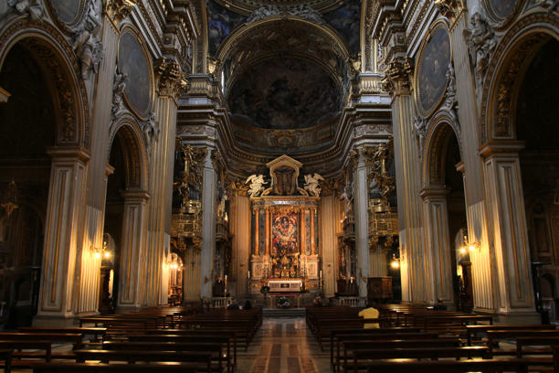Il quadro miracoloso che appare e scompare: in questa chiesa di Roma si nasconde un dipinto motorizzato