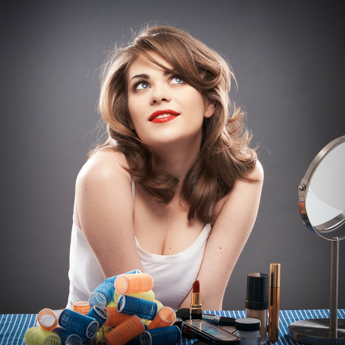 When To Cut And Dye Your Hair According To The Moon In 2025