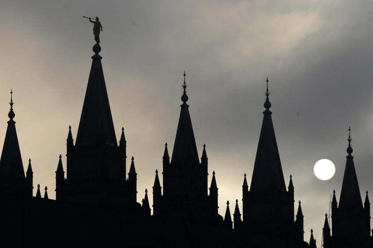 LDS Church announces locations for new temples in Lehi, West Jordan