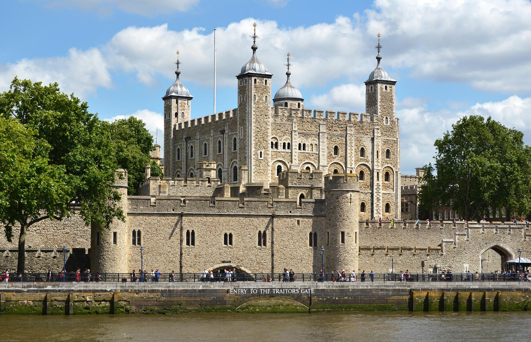 <p>The <a href="https://www.hrp.org.uk/tower-of-london/">Tower of London</a> – an 11th-century fortress brooding at the edge of the Thames – has a notoriously gruesome history peppered with high-profile prisoners and grisly executions. And that blood-spattered history means ghost stories abound today. It's said that Henry VIII's fated second wife, Anne Boleyn, still floats about her execution site on Tower Green. In a strange twist, one 19th-century Yeoman Warder (the tower's guards) also swore he saw the ghost of a mighty bear while he was on duty one night.</p>