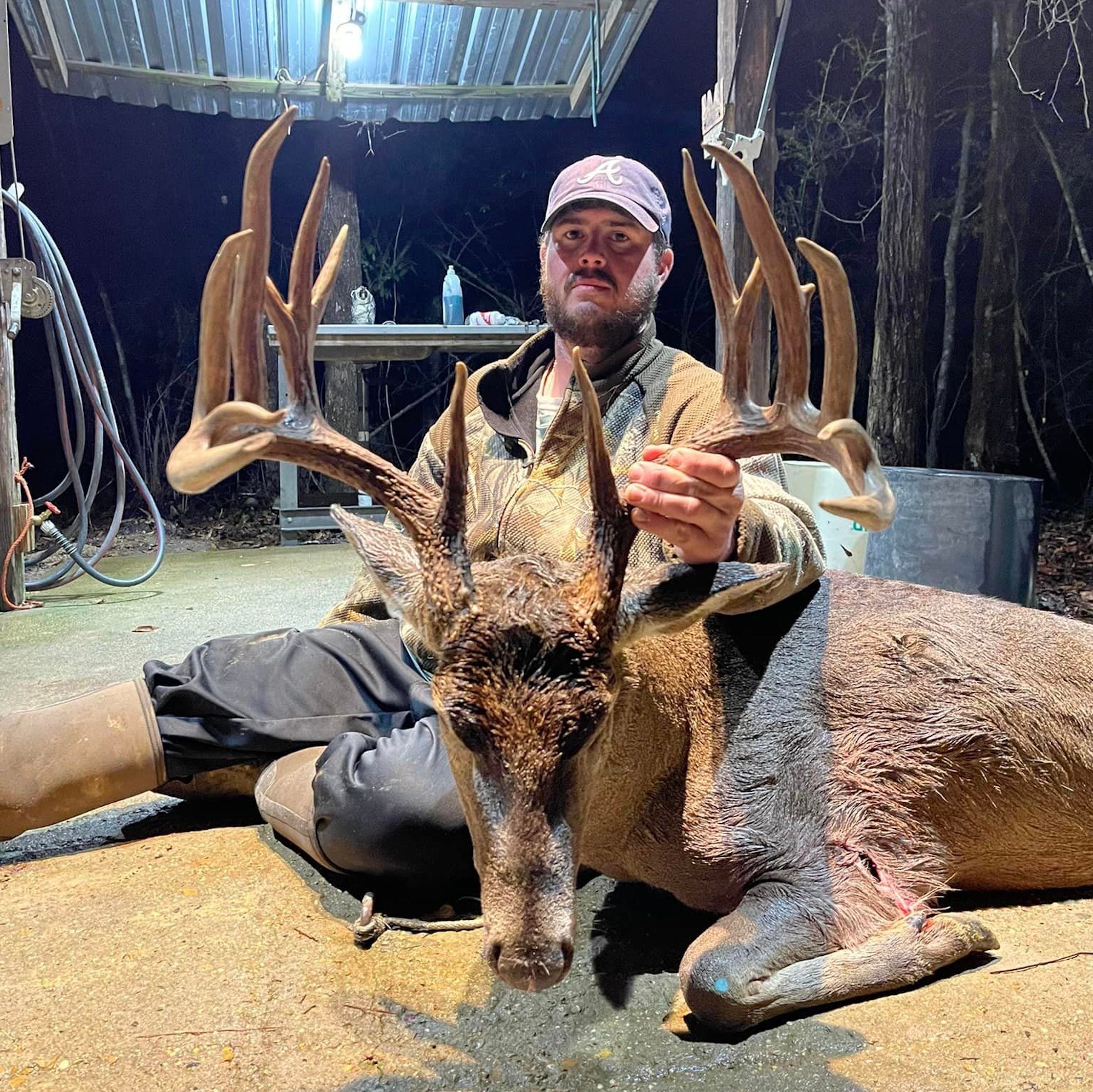 'He's a buck of a lifetime.': Mississippi deer hunter bags 180-class giant