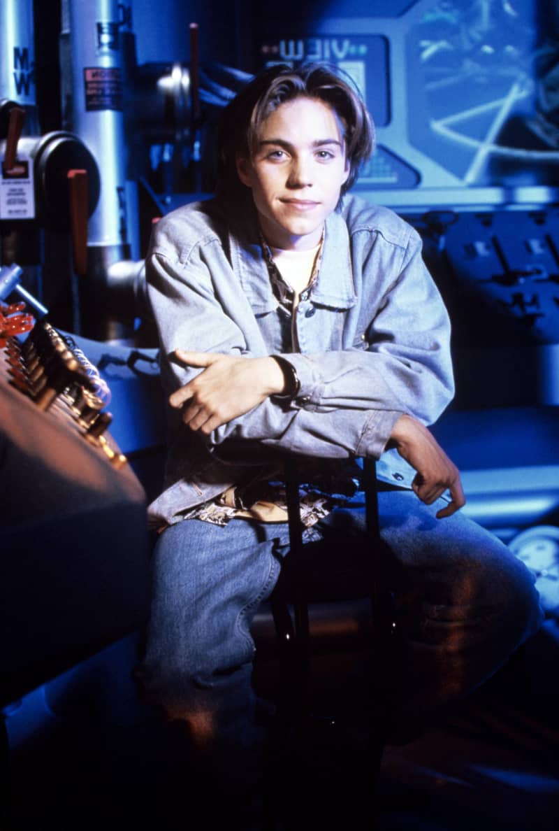 Young Actor Jonathan Brandis' Sad Cause Of Death