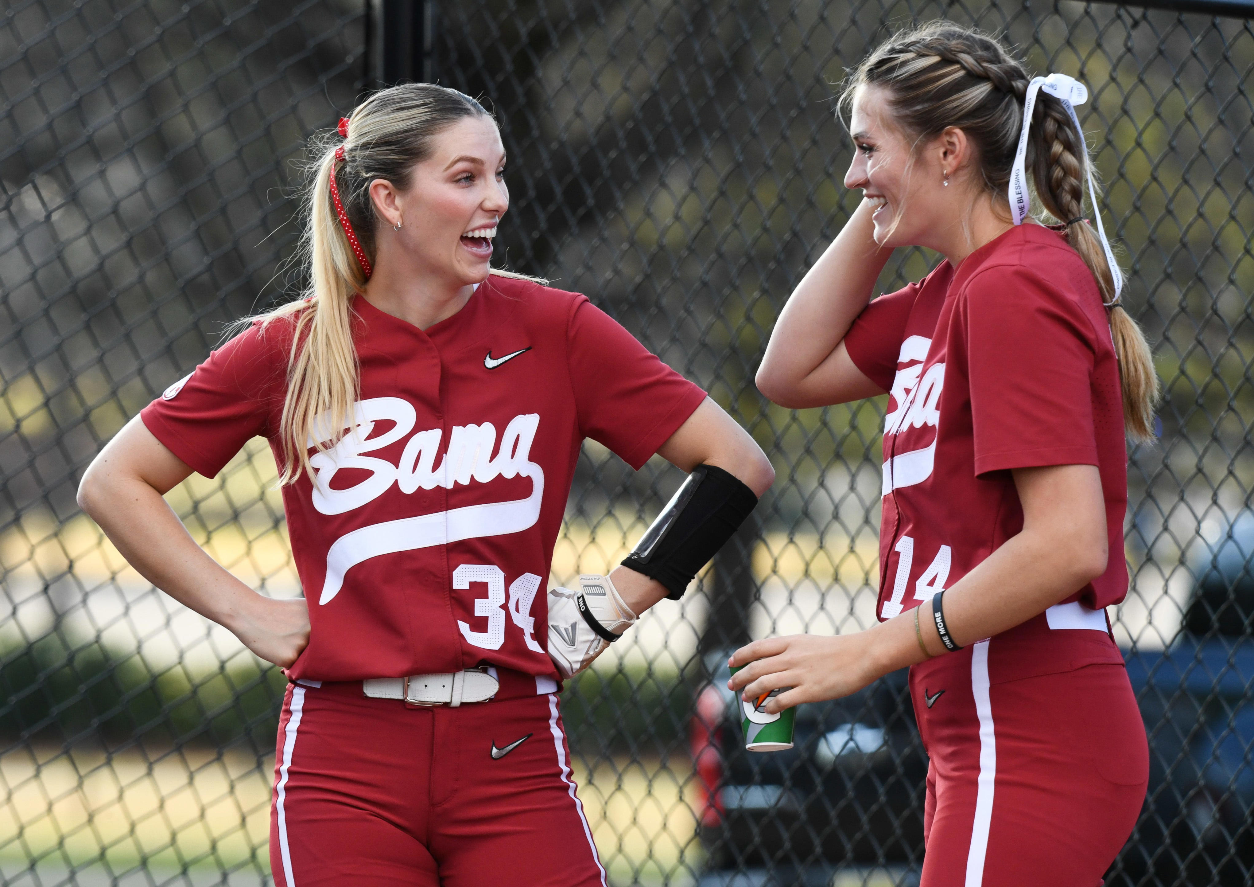 When Does Alabama Softball Play This Weekend Time TV Schedule For   AA17hkIi.img