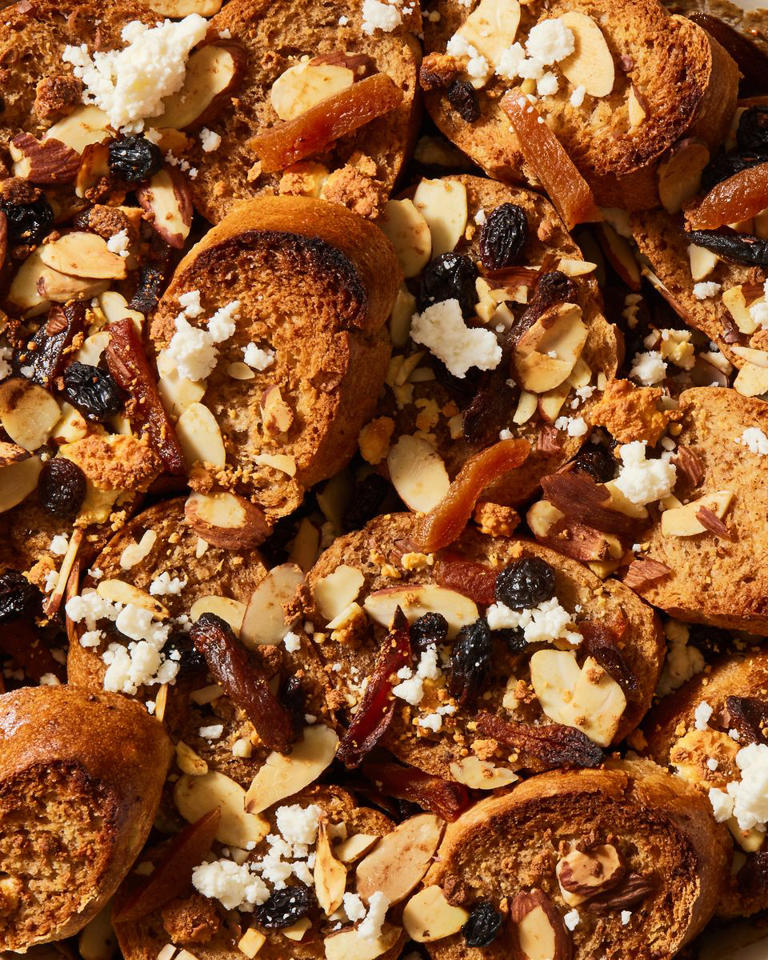 Cinco de Mayo is our favorite excuse to make these 26 Mexican desserts