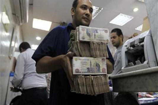 آخر موعد لـ شراء شهادات الـ27% الجديدة.. رئيس اتحاد بنوك مصر يوضح