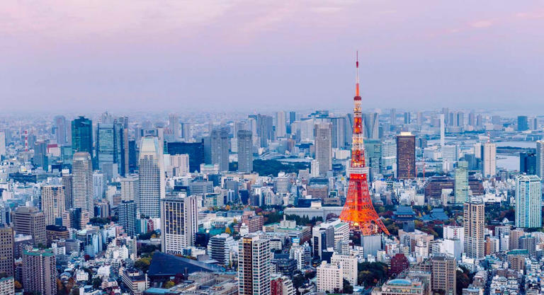 Wondering what to do in Tokyo? Discover the best sites and most exciting things to do in Tokyo Japan. What to do in Tokyo Japan No trip to Japan would be complete without visiting the capital city of Tokyo. As polite, respectful, and mild-mannered as the Japanese are, it can also be a fun and [...]