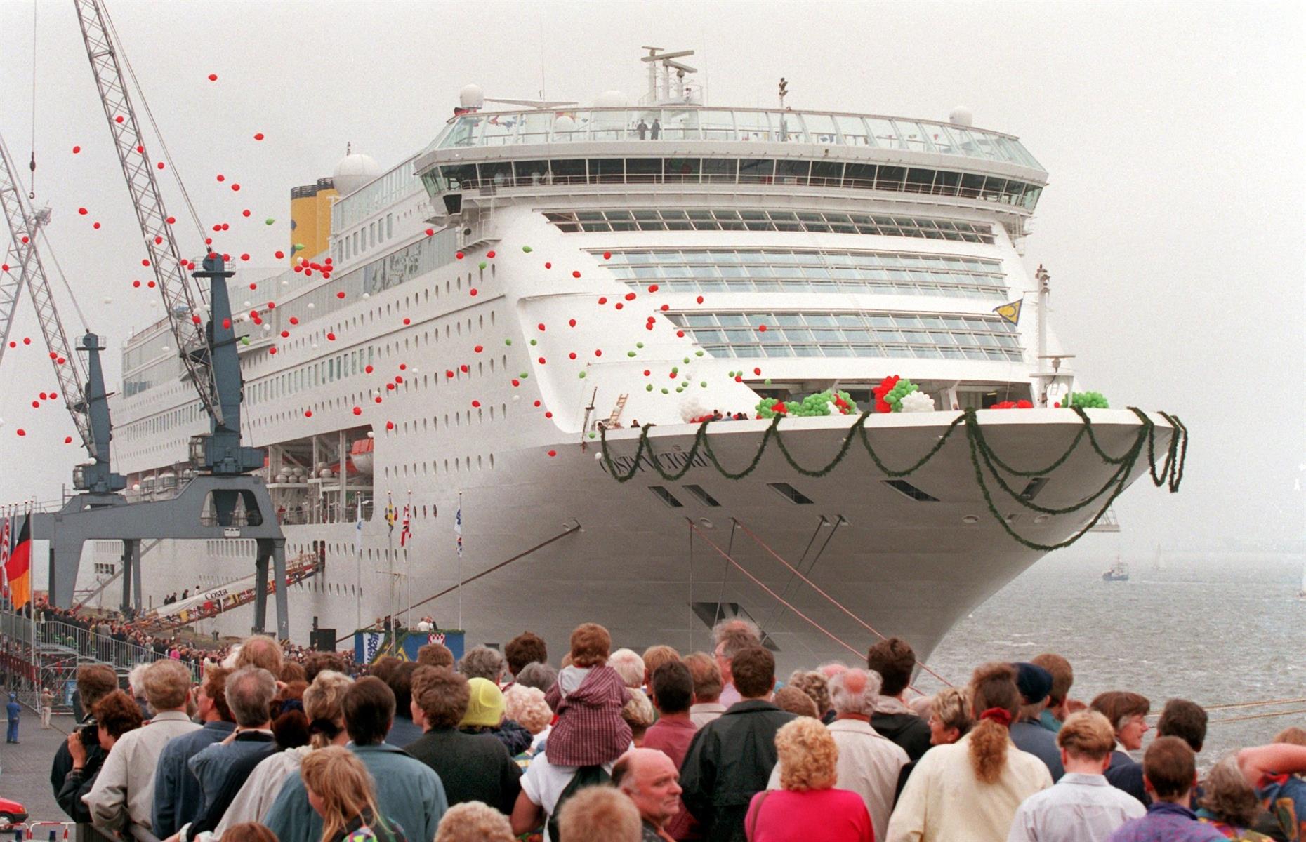 Distinctively designed with rows of windows at the front and a multi-storey observation lounge, the 2,394-passenger Costa Victoria was built in 1996 in a record time of 29 months. During service the ship spent a lot of time in Asia, and had an Italian-inspired refit in 2013.