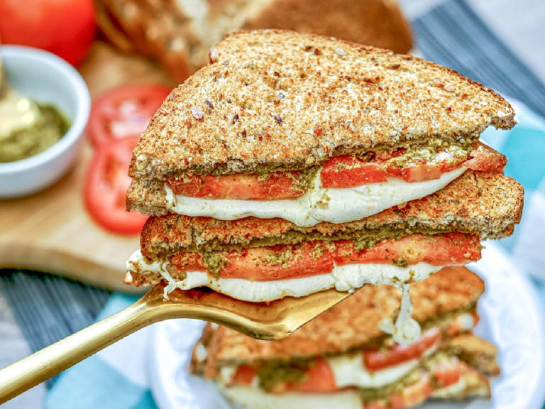 Tomato Pesto Air Fryer Grilled Cheese