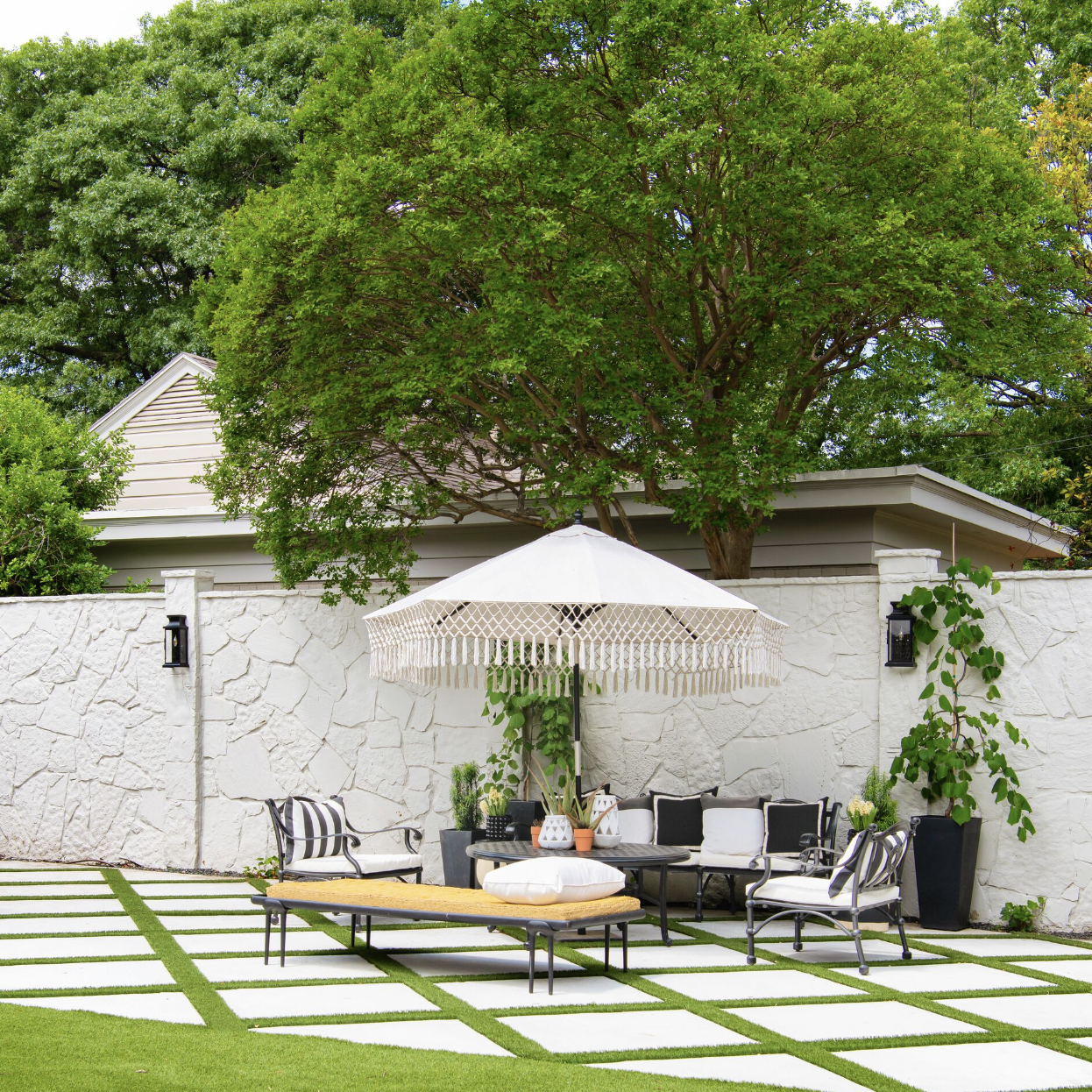 14-paver-patio-ideas-for-the-ultimate-backyard-hangout