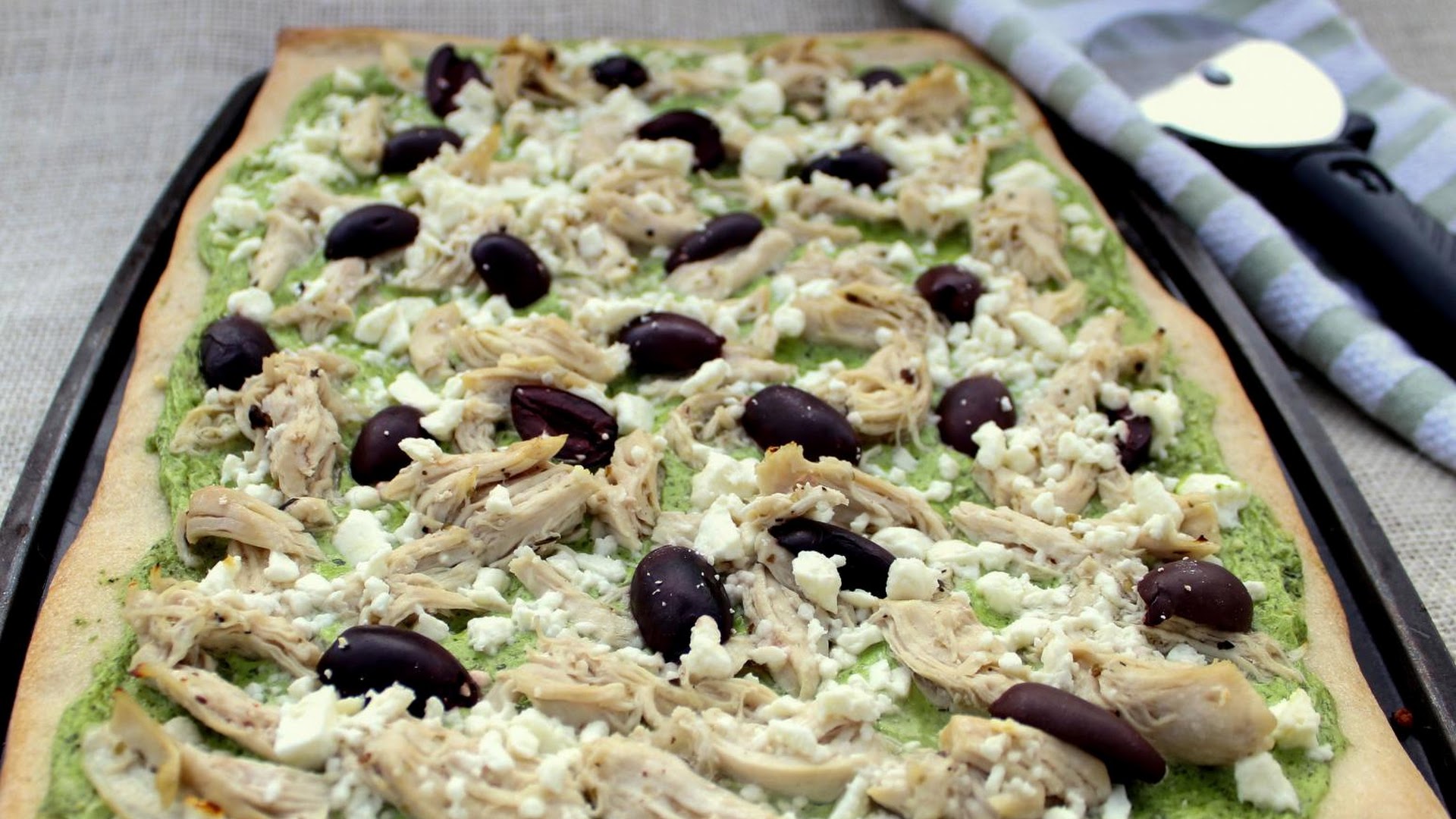 not-only-is-this-pizza-recipe-easy-to-make-but-it-s-also-full-of-great