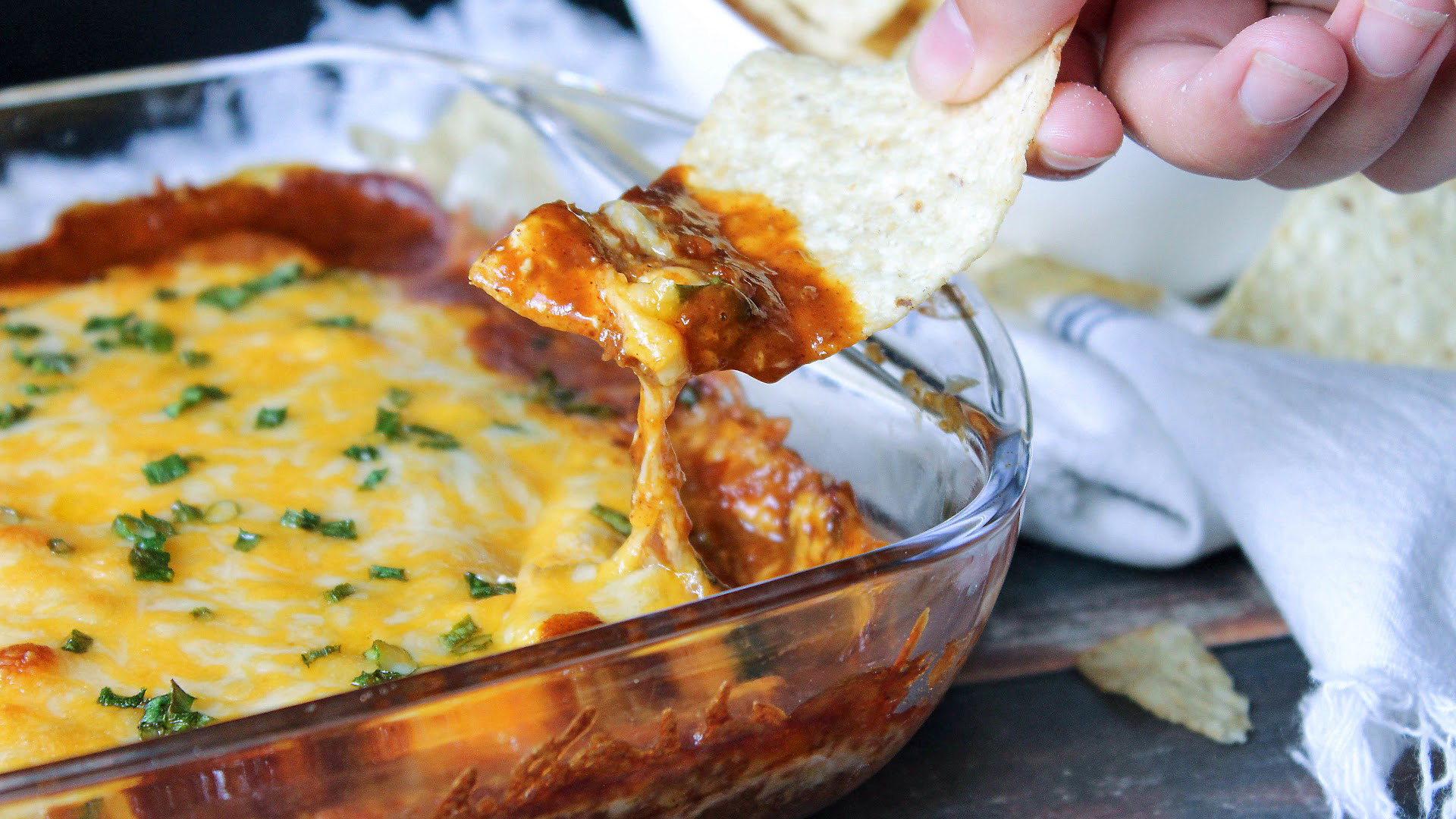 There Are So Many Layers Of Flavor In This Chili Cheese Dip - 5 Layer ...