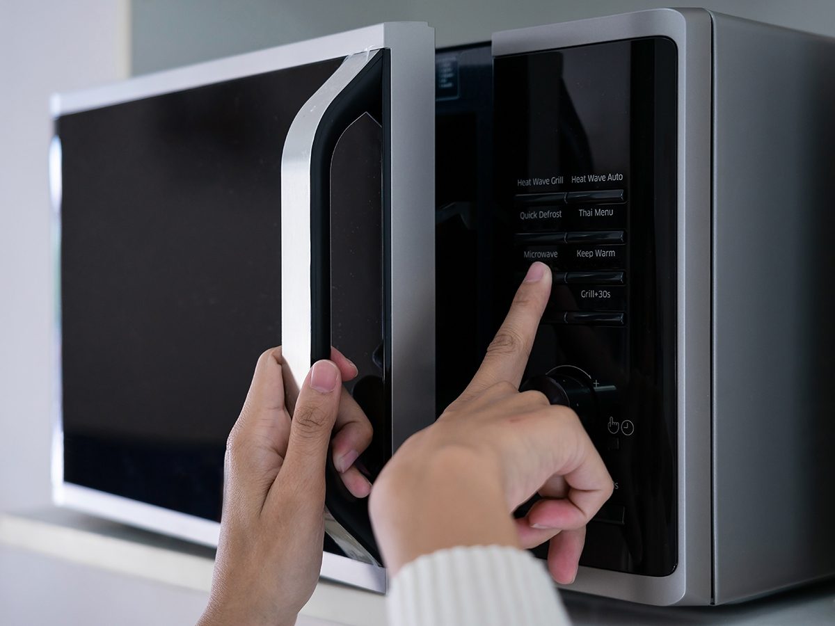 Foods You Should Never Reheat in a Microwave