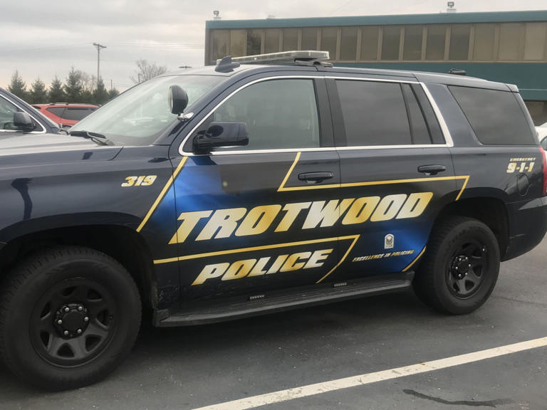 3 people with gunshot wounds walk into hospital after shooting in Trotwood