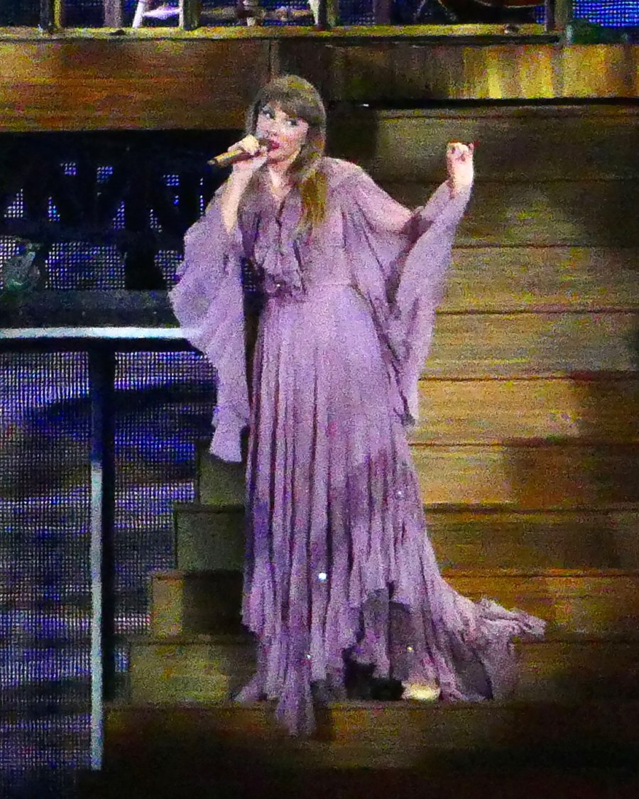 <p>Swift dazzled in lilac during the gig.</p>