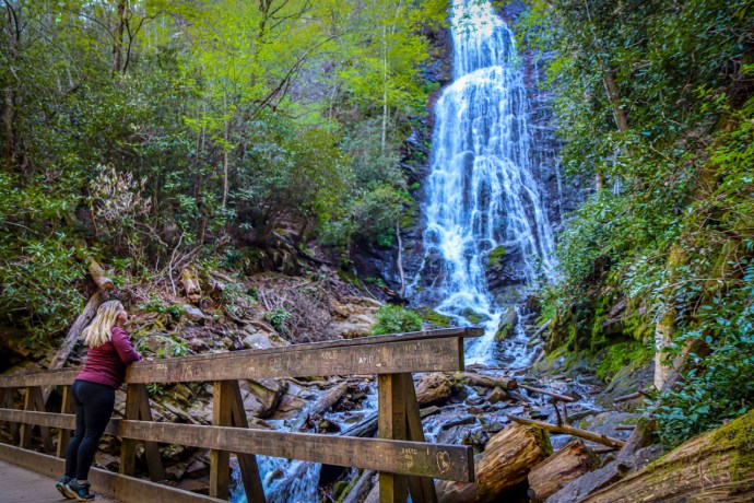 Hiking The Mingo Falls Trail In Cherokee NC