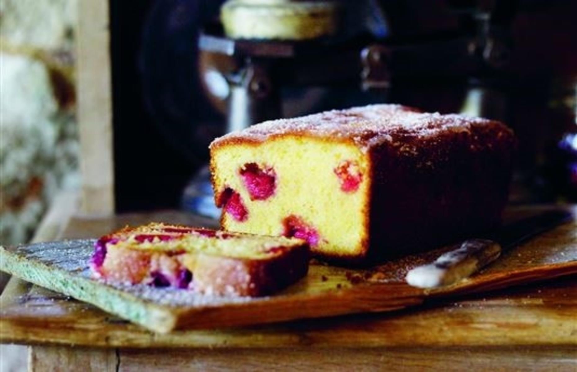 From Lemon Drizzle To Gingerbread: Our Best-ever Cake Recipes