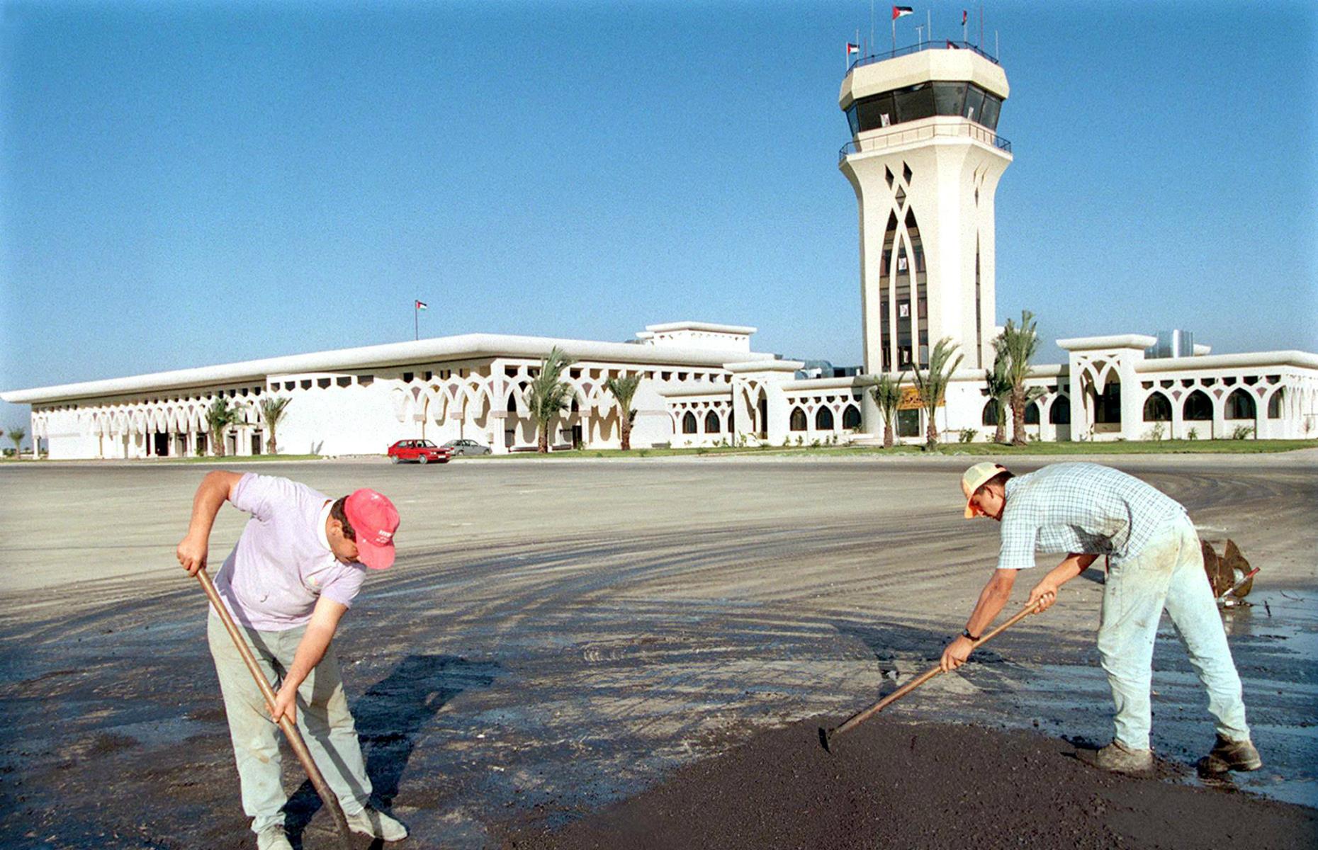 Long lost and abandoned airports: their fascinating stories