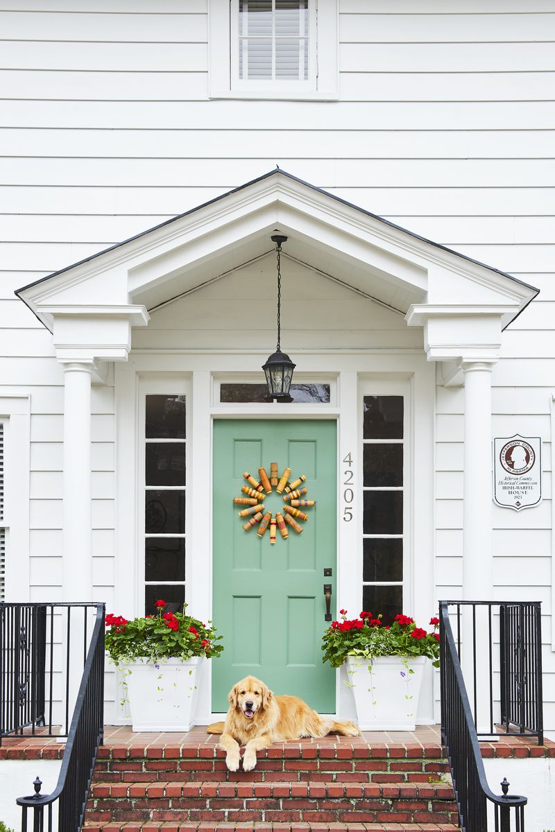 50 Beautiful Front Door Colors to Give Your Home an Inviting Entry