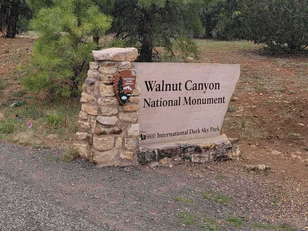 WALNUT CANYON NATIONAL MONUMENT ARIZONA