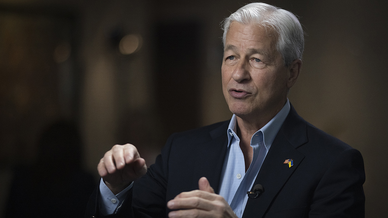 Jpmorgan Buys First Republic Bank Dimon Declares This Part Of The Crisis Is Over