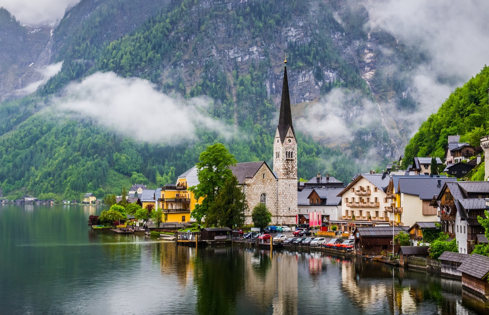 Which countries are the safest for female travellers?