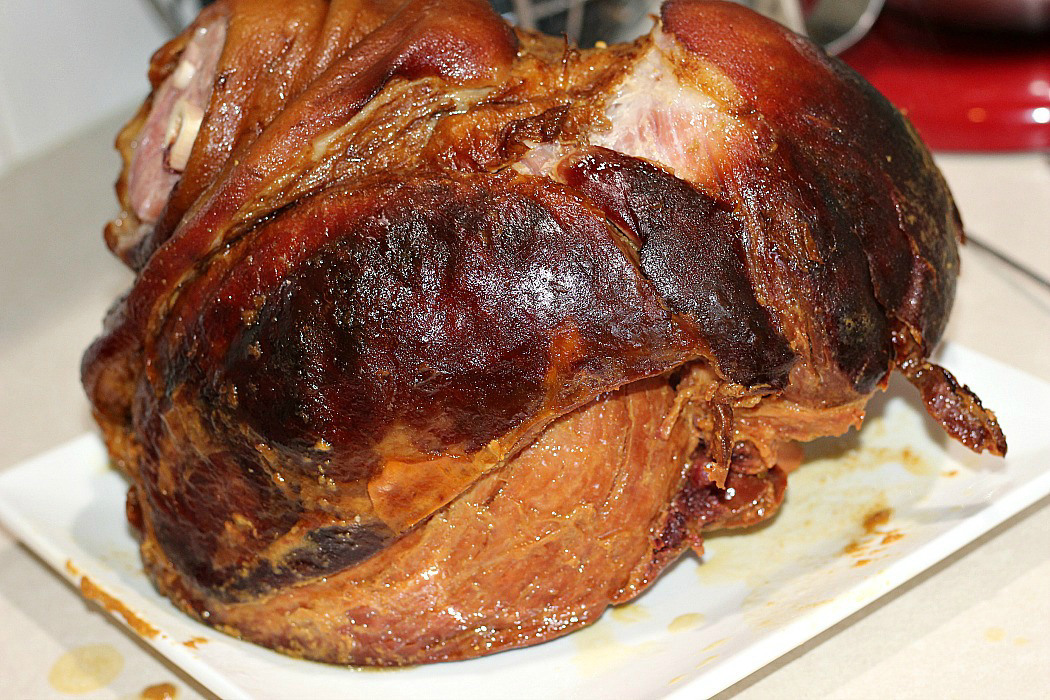 Slow Cooker Ham With Honey And Bourbon