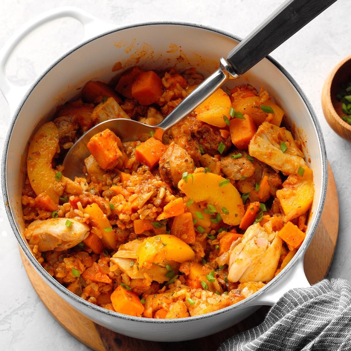 35 Dutch Oven Dinner Recipes