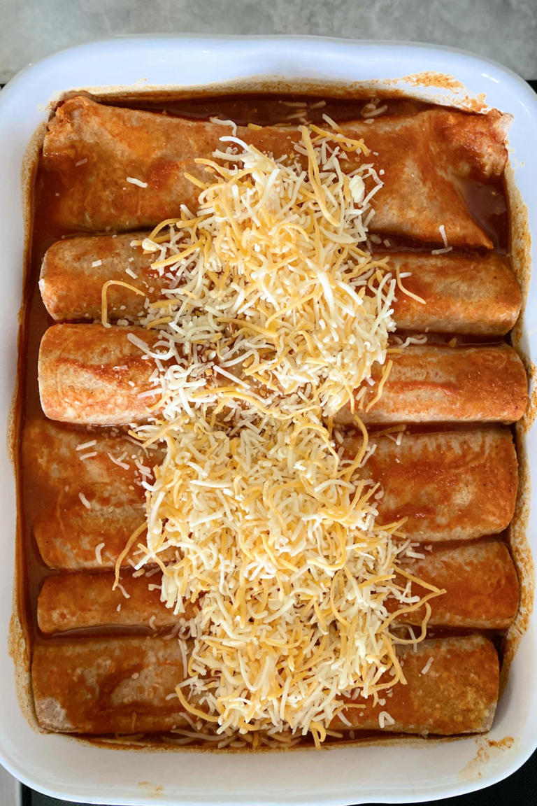 Easy Chicken Enchiladas Recipe