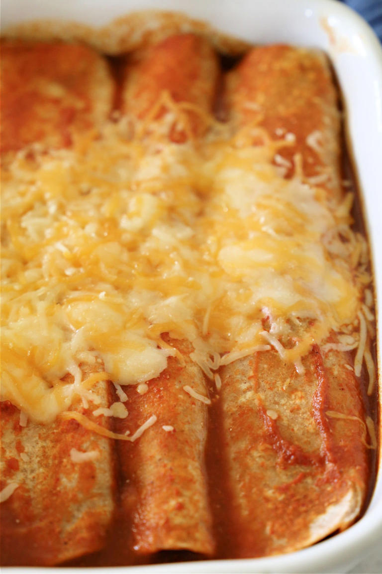 Easy Chicken Enchiladas Recipe