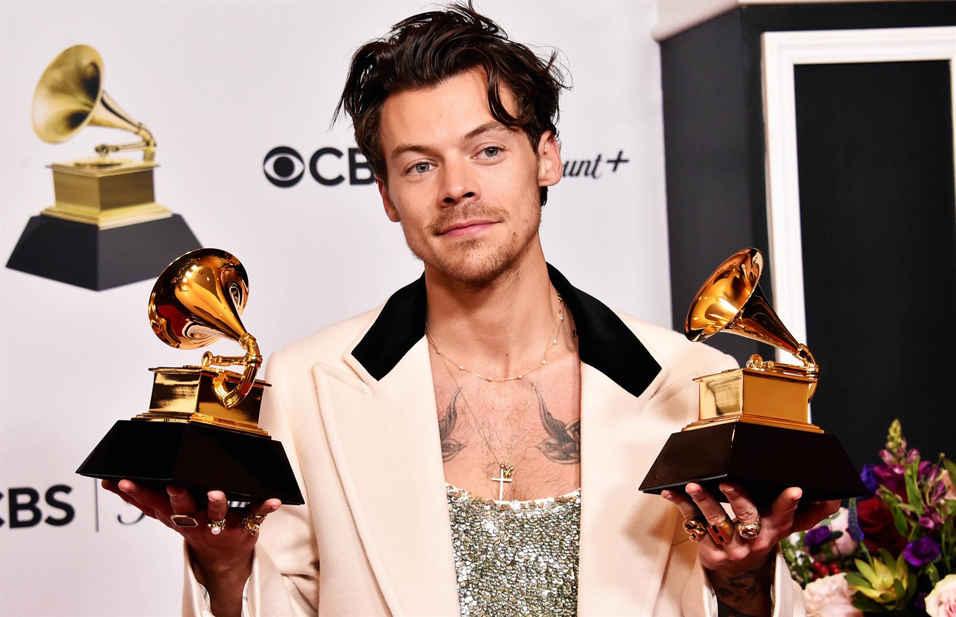 The Truth About Harry Styles' Fortune And Lavish Life Today