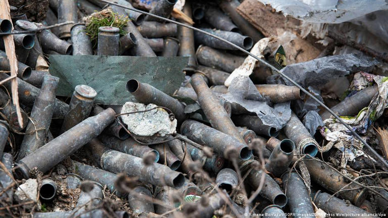 Kriege hinterlassen nicht nur Zerstörung und viel Müll, sondern auch jede Menge Gift.