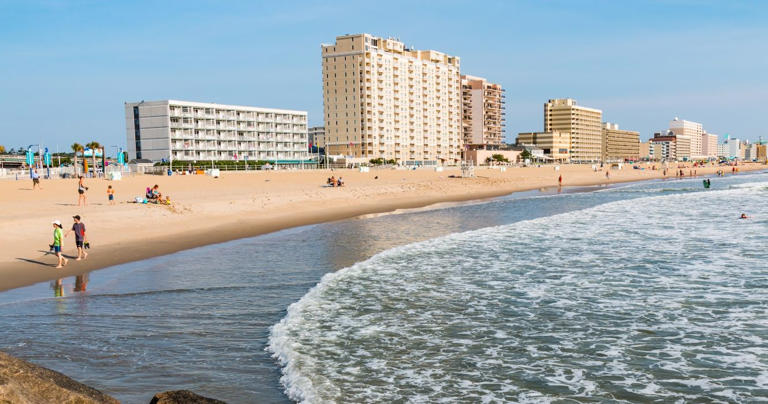 12 Things To Do In Virginia Beach: Complete Guide To Sandy Shores & City Sights
