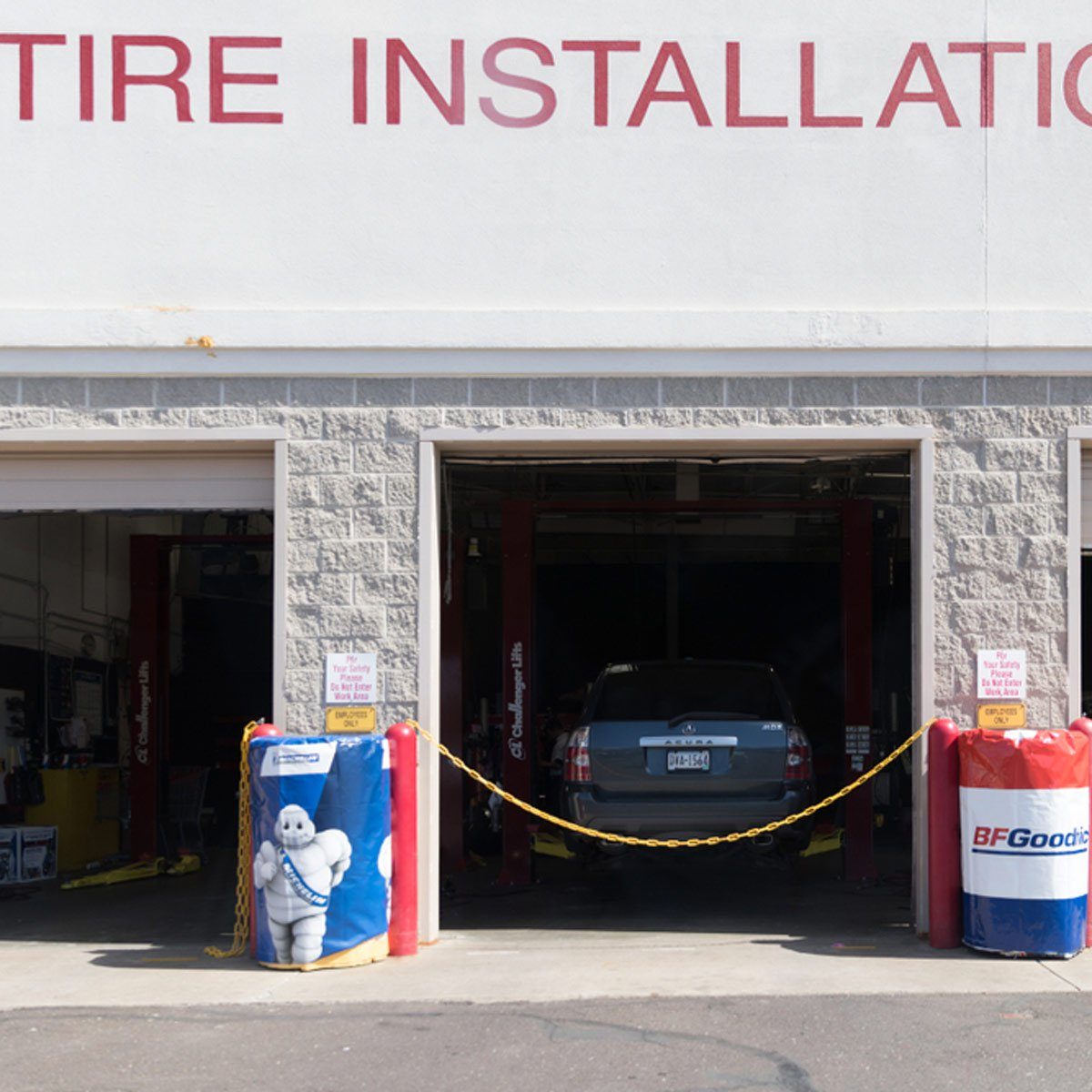 25 Secrets Costco Employees Won’t Tell You