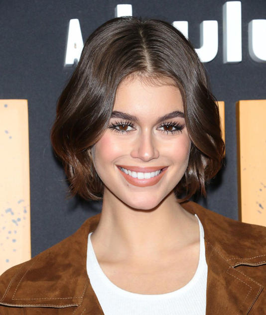 These Chic Bob Haircuts for Women Will Convince You To Go Shorter