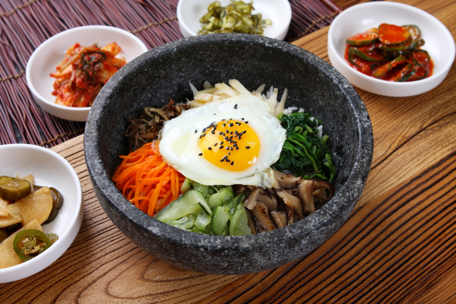 Bibimbap, Kimchi und mehr: Koreanische Rezepte, die man einmal im Leben ...