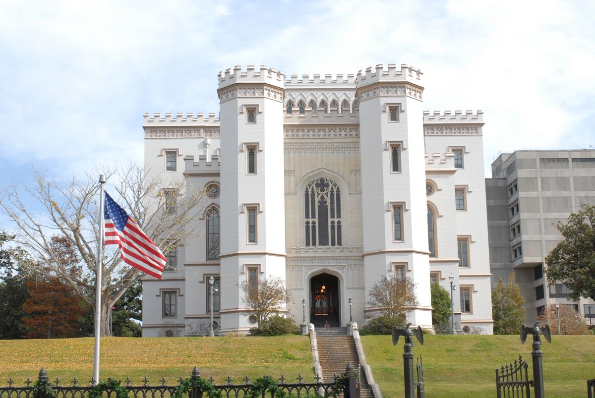 <p>The <a href="https://louisianaoldstatecapitol.org/explore/about">165-year-old Baton Rouge statehouse</a> overlooks the Mississippi River. Its Gothic design and castle-like inspiration is even more stunning in person. In 1994, the building reopened as the Center for Political and Governmental History, which is now known as the Museum of Political History. </p><p><a class="body-btn-link" href="https://go.redirectingat.com?id=74968X1553576&url=https%3A%2F%2Fwww.tripadvisor.com%2FAttraction_Review-g40024-d107647-Reviews-Louisiana_s_Old_State_Capitol-Baton_Rouge_Louisiana.html&sref=https%3A%2F%2Fwww.housebeautiful.com%2Flifestyle%2Fg15957174%2Fbest-castles-united-states%2F">Shop Now</a></p>