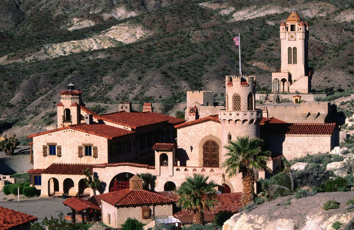 <p>Walter E. Scott was a con man and gold prospector who convinced a Chicago couple, Albert and Bessie Johnson, to build this <a href="https://www.nps.gov/deva/learn/historyculture/scottys-castle.htm">1922 Spanish-style castle</a> in Death Valley National Park, California. Though Scott never owned or lived in it, he <em>was</em> the inspiration behind its name.</p><p><a class="body-btn-link" href="https://go.redirectingat.com?id=74968X1553576&url=https%3A%2F%2Fwww.tripadvisor.com%2FAttraction_Review-g143021-d531587-Reviews-Scotty_s_Castle-Death_Valley_National_Park_Inyo_County_California.html&sref=https%3A%2F%2Fwww.housebeautiful.com%2Flifestyle%2Fg15957174%2Fbest-castles-united-states%2F">Shop Now</a></p>