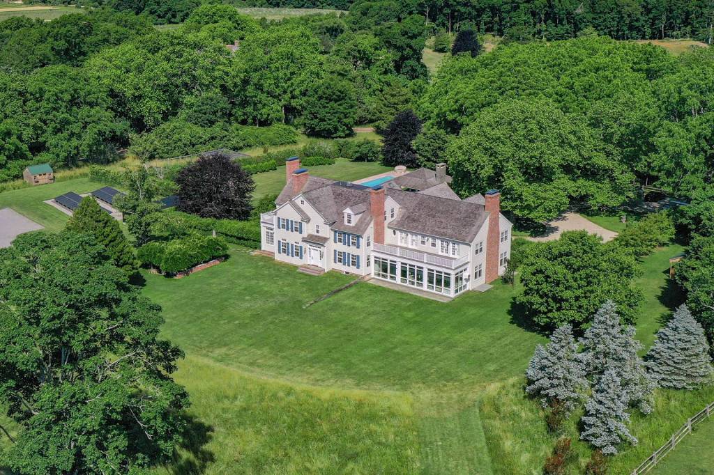 Alec Baldwin Puts Hamptons Home Back On Market With $10M Price Cut And ...