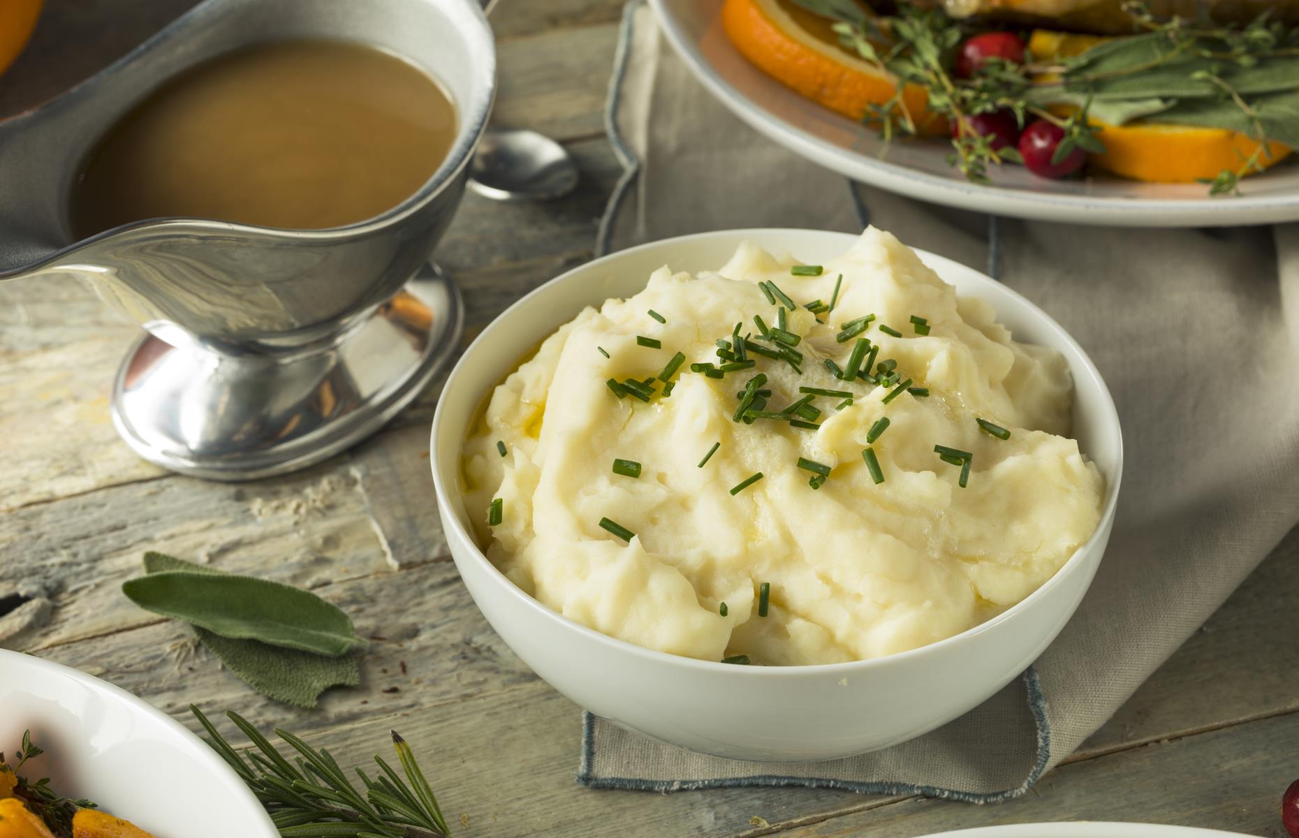 Картофельное пюре. Картофельное пюре что из него. Картофельное пюре. Гарнир к пюре. Толченка.