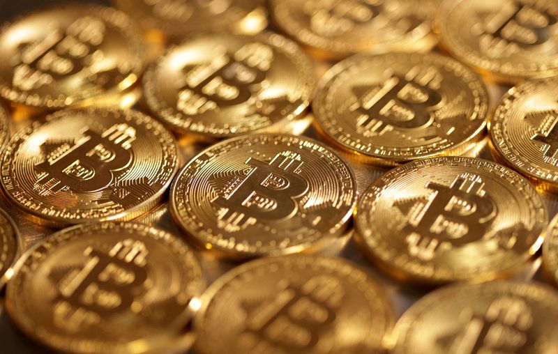 ราคา bitcoin วันนี้เด้งกลับแตะ 70,000 ดอลลาร์ ก่อนการ halving