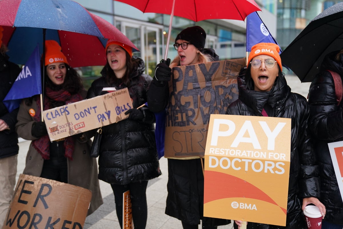 Junior Doctors Strike ‘will Be Most Disruptive So Far’, Says NHS Leader